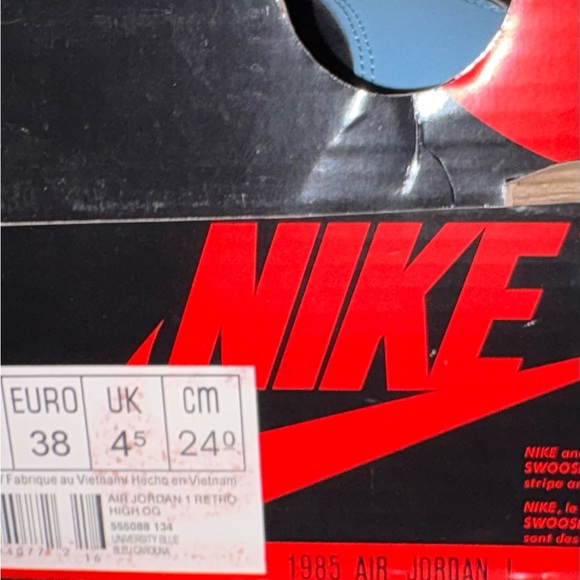 Nike Air Jordan 1 Retro High (1985 style), made in Vietnam. US size 7 / EU 38. - Picture 11 of 15